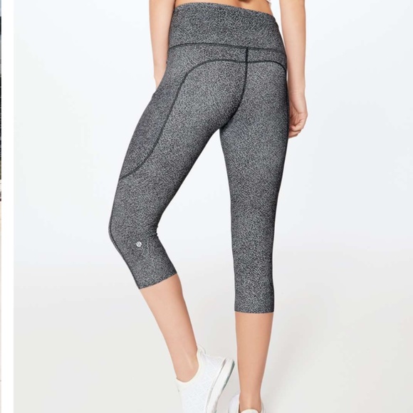 lululemon athletica Pants - Lululemon Women's Fast and Free Hi-Rise Crop Legging Size 10